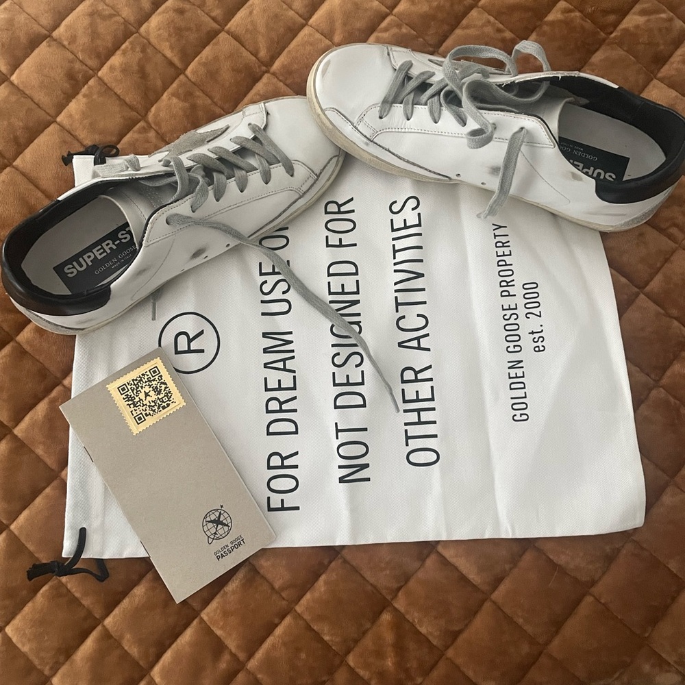 Golden Goose Women's Super Star Sneakers - Picture 2 of 6